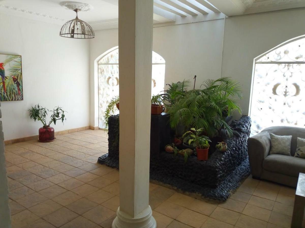 Illiyin Boutique Hotel Dakar Kültér fotó